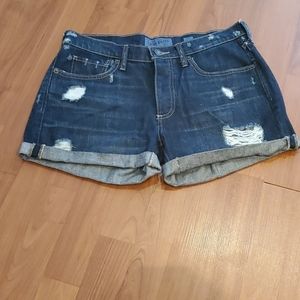 Lucky Brand boyfriend short size 2/26